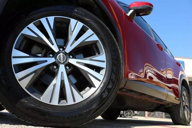 2022 Nissan Rogue SV FWD