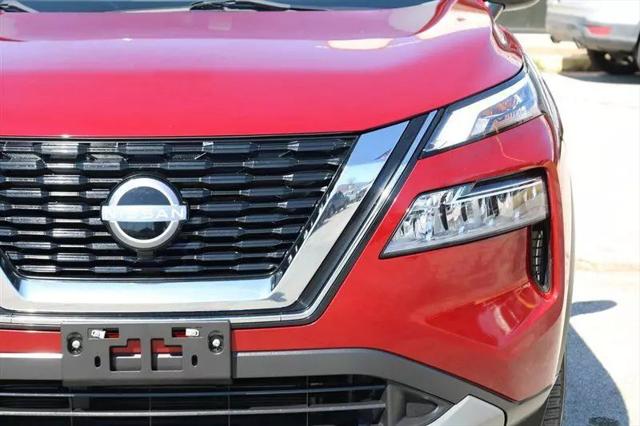 2022 Nissan Rogue SV FWD