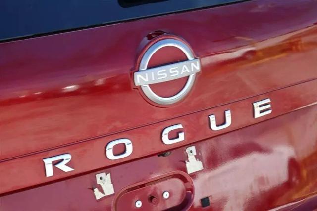 2022 Nissan Rogue SV FWD