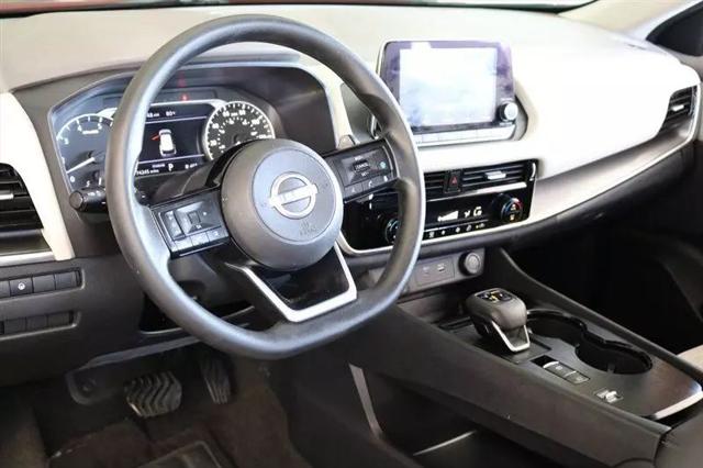 2022 Nissan Rogue SV FWD