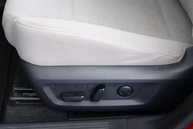 2022 Nissan Rogue SV FWD