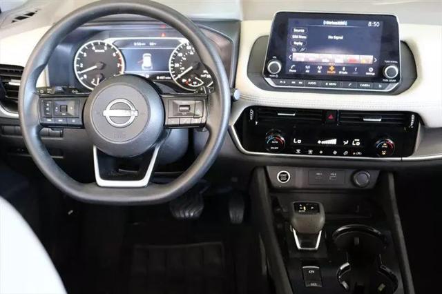 2022 Nissan Rogue SV FWD