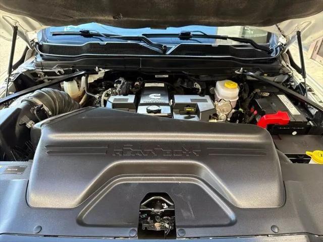 2022 Ram 2500 Tradesman Crew Cab 4x4 8' Box