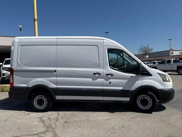 2015 Ford Transit Medium Roof w/Sliding Side Door w/RWB Van