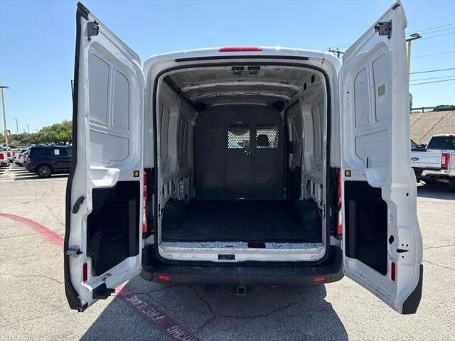 2015 Ford Transit Medium Roof w/Sliding Side Door w/RWB Van