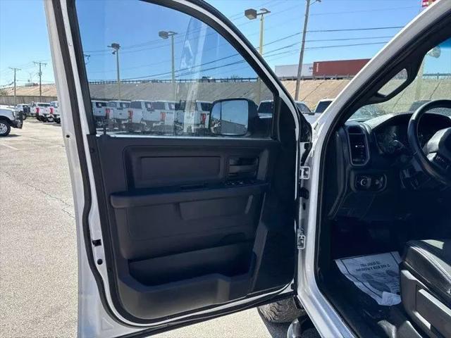 2022 Ram 2500 Tradesman Crew Cab 4x4 8' Box