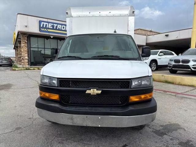 2024 Chevrolet Express Cutaway Work Van