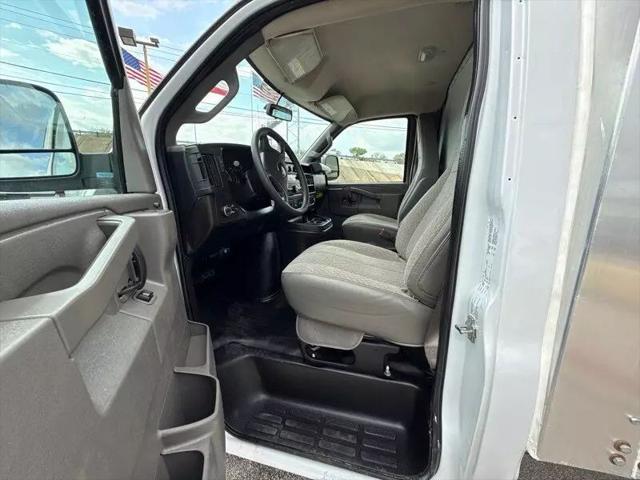 2024 Chevrolet Express Cutaway Work Van