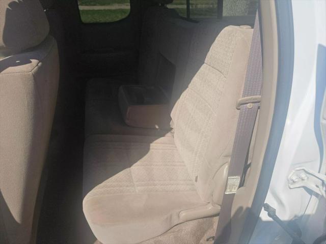 2004 Toyota Tundra SR5