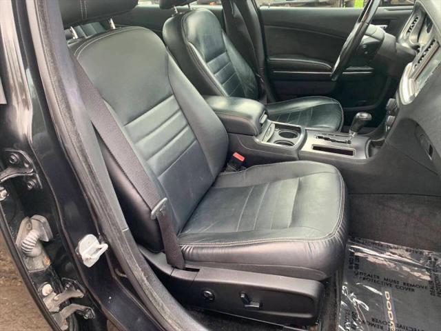 2011 Dodge Charger Base