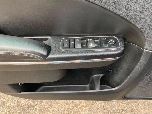 2011 Dodge Charger Base