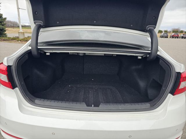 Sonata Sport Tech