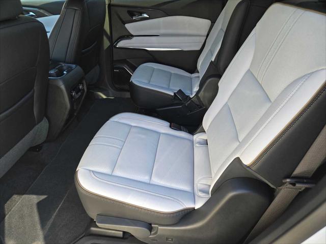2025 Chevrolet Traverse AWD High Country