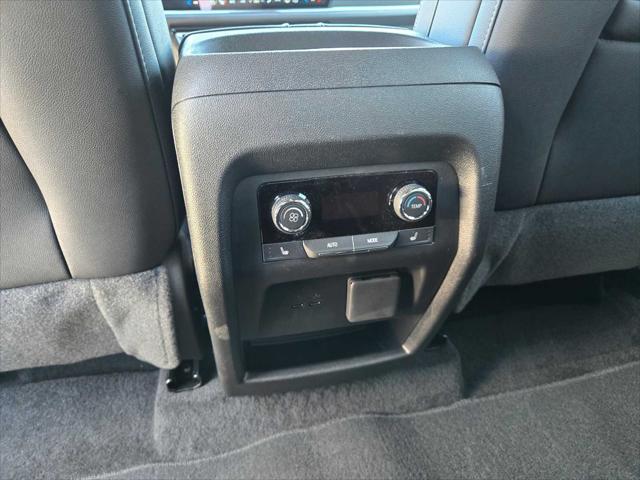 2025 Chevrolet Traverse AWD High Country