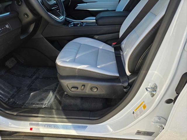 2025 Chevrolet Traverse AWD High Country