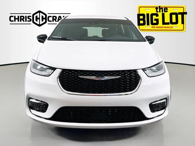 2025 Chrysler Pacifica PACIFICA SELECT