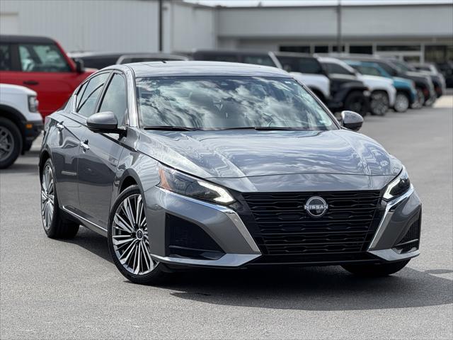 2023 Nissan Altima SL FWD