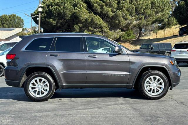 2021 Jeep Grand Cherokee Laredo E 4x4