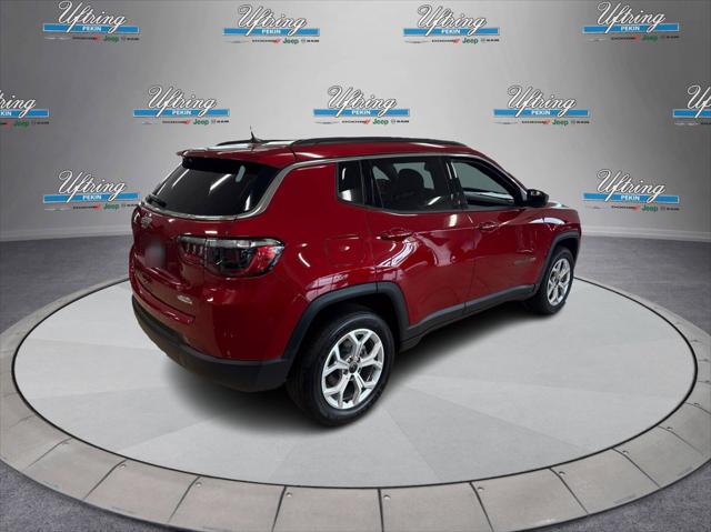 2025 Jeep Compass COMPASS LATITUDE 4X4