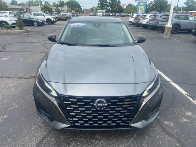 2023 Nissan Altima SR FWD