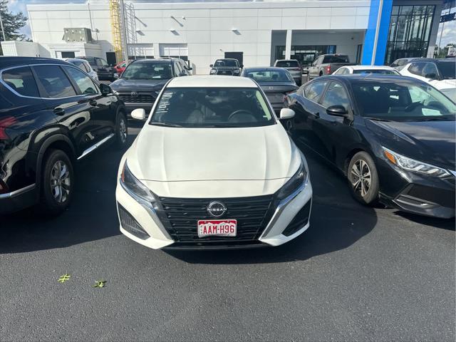 2023 Nissan Altima SV FWD