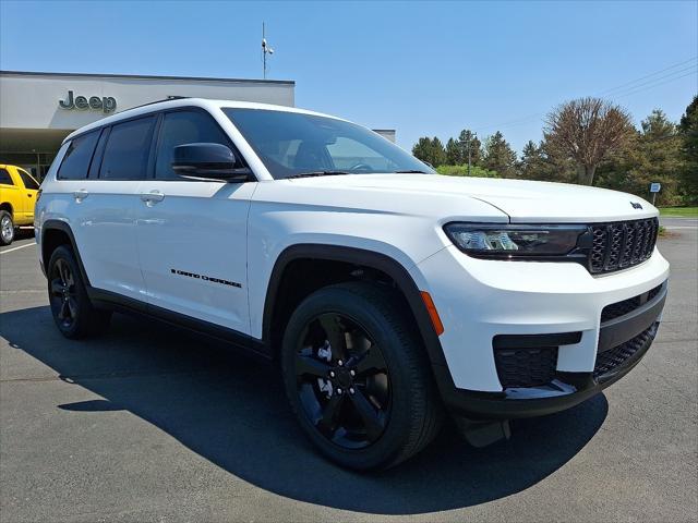 2022 Jeep Grand Cherokee L Altitude 4x4