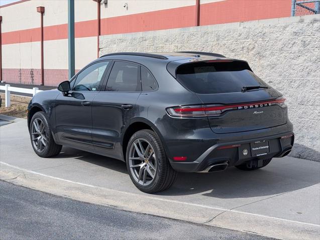 2025 Porsche Macan Unknown