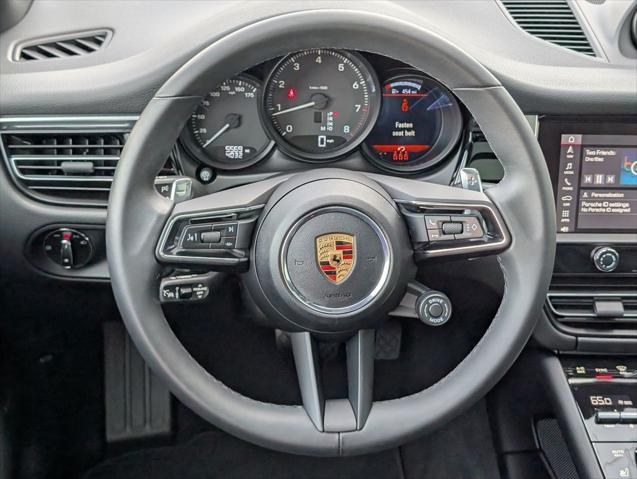 2025 Porsche Macan Unknown