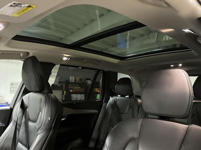 2022 Volvo XC90 Recharge T8 Inscription Extended Range 6P