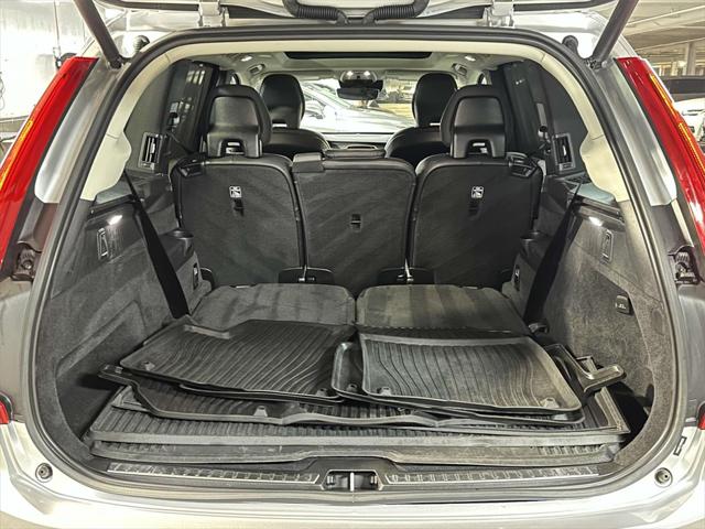 2022 Volvo XC90 Recharge T8 Inscription Extended Range 6P
