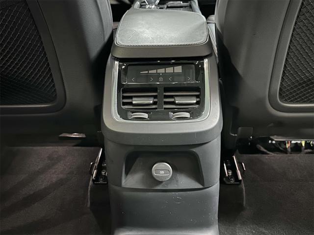 2022 Volvo XC90 Recharge T8 Inscription Extended Range 6P