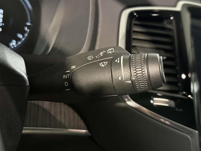 2022 Volvo XC90 Recharge T8 Inscription Extended Range 6P