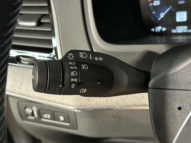 2022 Volvo XC90 Recharge T8 Inscription Extended Range 6P