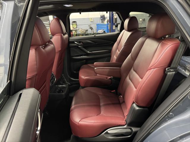 2023 Mazda CX-9 Carbon Edition
