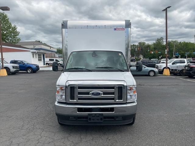 2025 Ford E-450 Cutaway Base 17 FT Box Truck