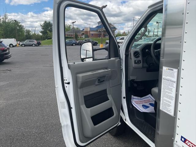 2025 Ford E-450 Cutaway Base 17 FT Box Truck