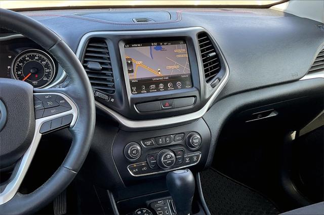 Used 2015 Jeep Cherokee For Sale in Olive Branch, MS