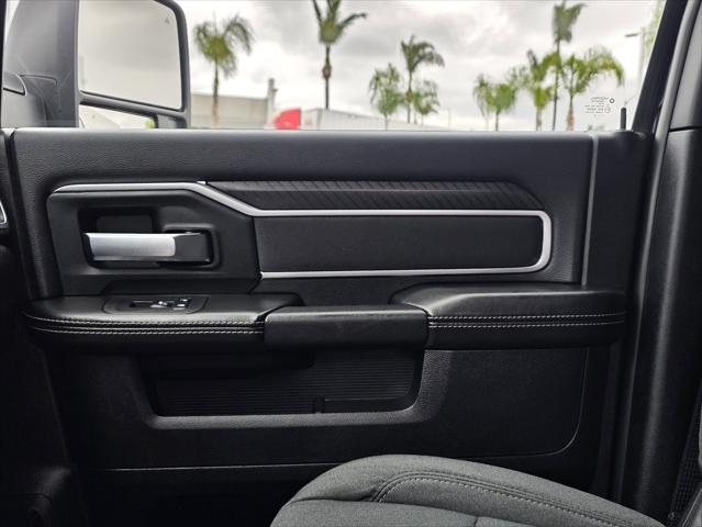 2025 Ram 2500 Big Horn Crew Cab 4x2 8 Box