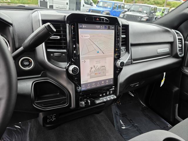 2025 Ram 2500 Big Horn Crew Cab 4x2 8 Box