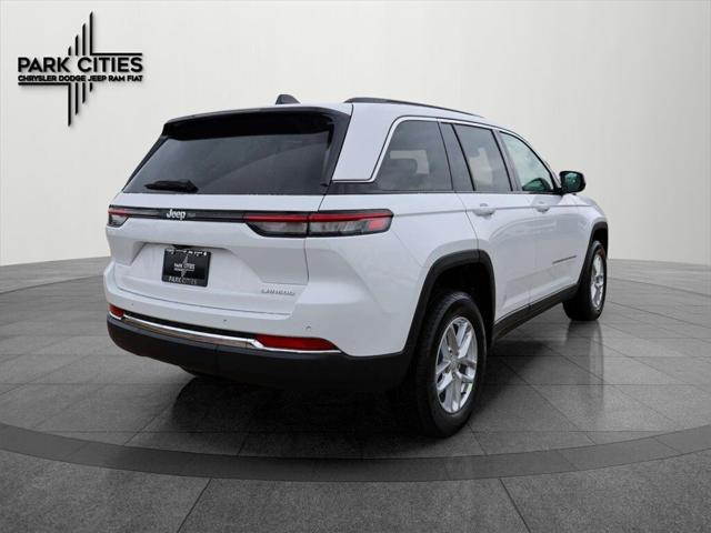 2025 Jeep Grand Cherokee GRAND CHEROKEE LAREDO X 4X2