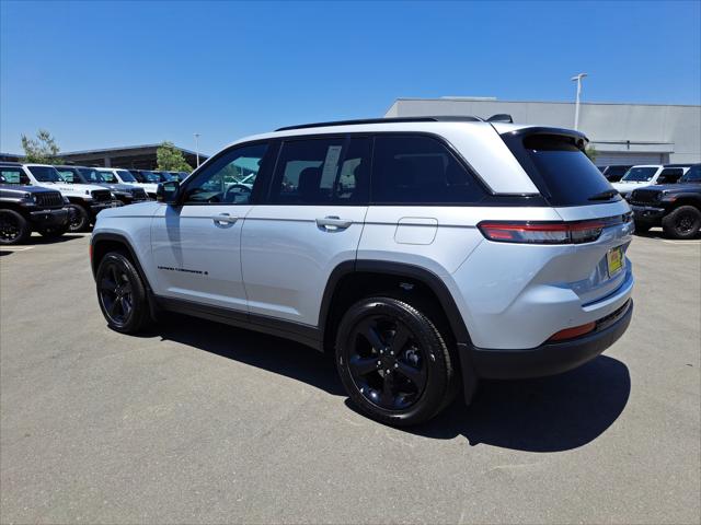 2025 Jeep Grand Cherokee GRAND CHEROKEE ALTITUDE X 4X2