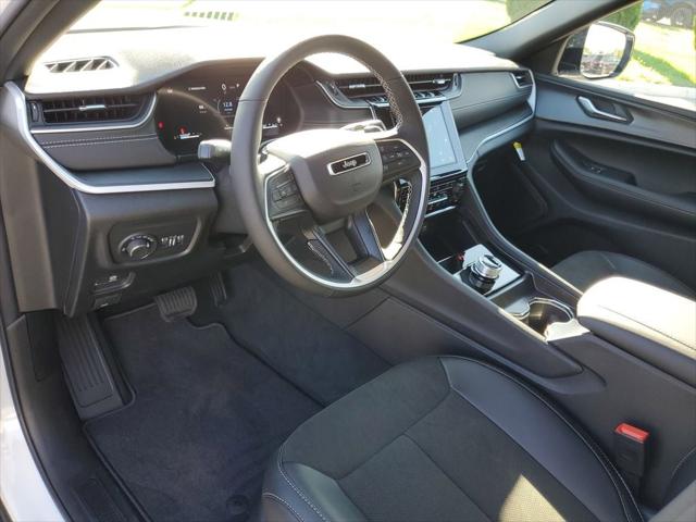 2025 Jeep Grand Cherokee GRAND CHEROKEE ALTITUDE X 4X2