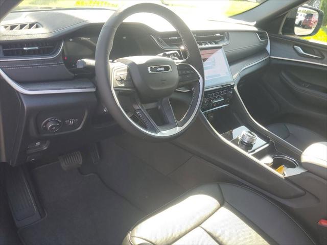 2025 Jeep Grand Cherokee GRAND CHEROKEE LIMITED 4X2