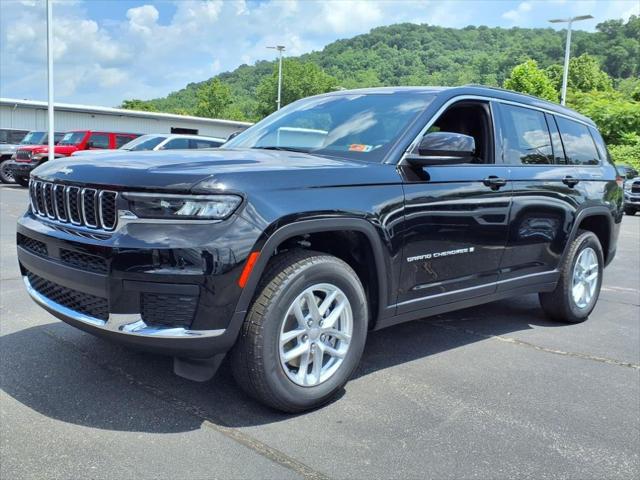2025 Jeep Grand Cherokee GRAND CHEROKEE L LAREDO X 4X4