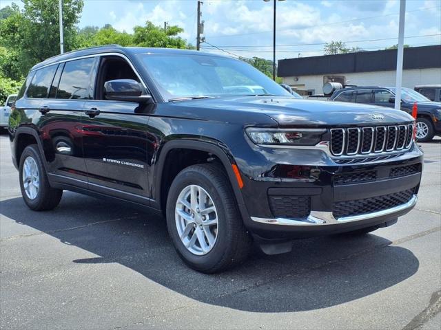 2025 Jeep Grand Cherokee GRAND CHEROKEE L LAREDO X 4X4