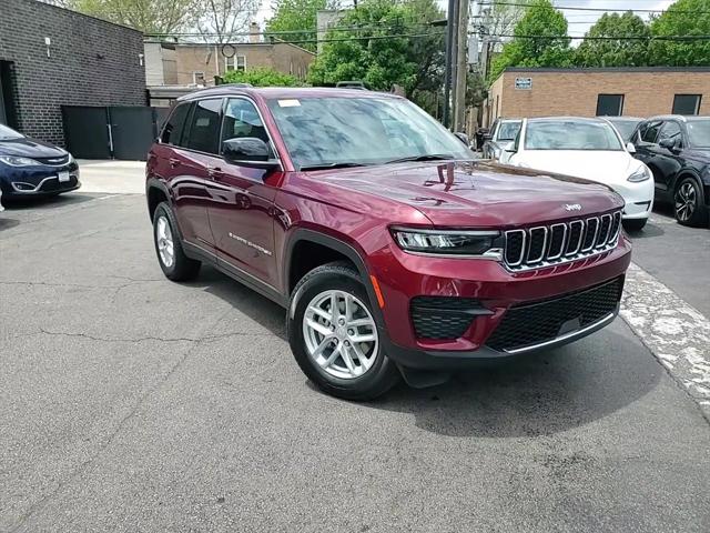 2025 Jeep Grand Cherokee GRAND CHEROKEE LAREDO X 4X4