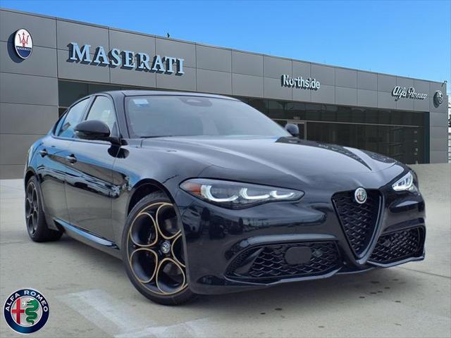 2025 Alfa Romeo Giulia GIULIA INTENSA RWD