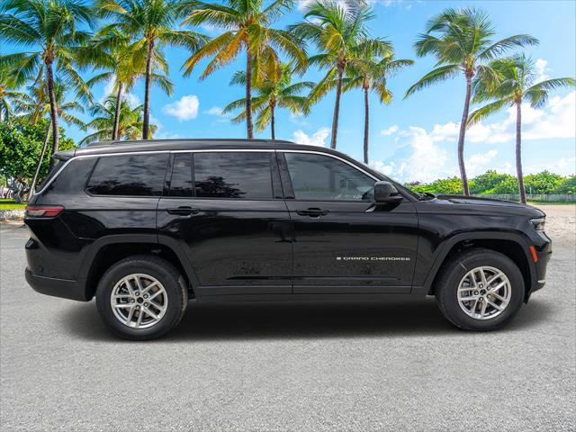 2025 Jeep Grand Cherokee GRAND CHEROKEE L LAREDO 4X2