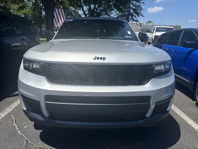 2025 Jeep Grand Cherokee GRAND CHEROKEE L ALTITUDE X 4X4