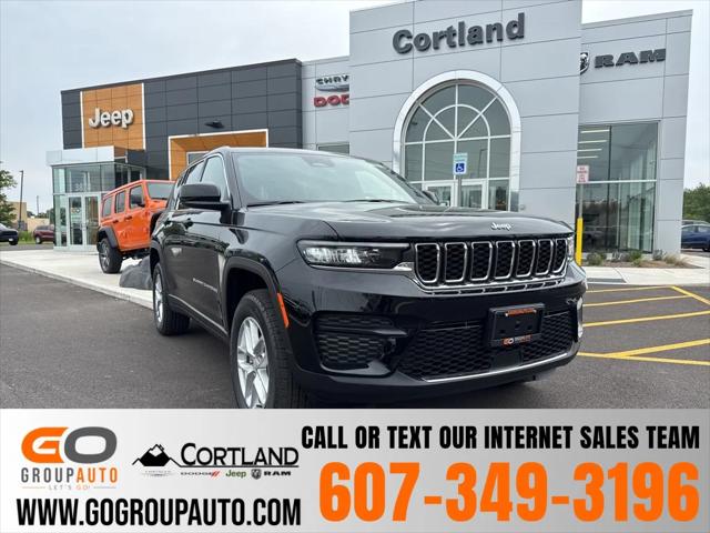 2025 Jeep Grand Cherokee GRAND CHEROKEE LAREDO X 4X4